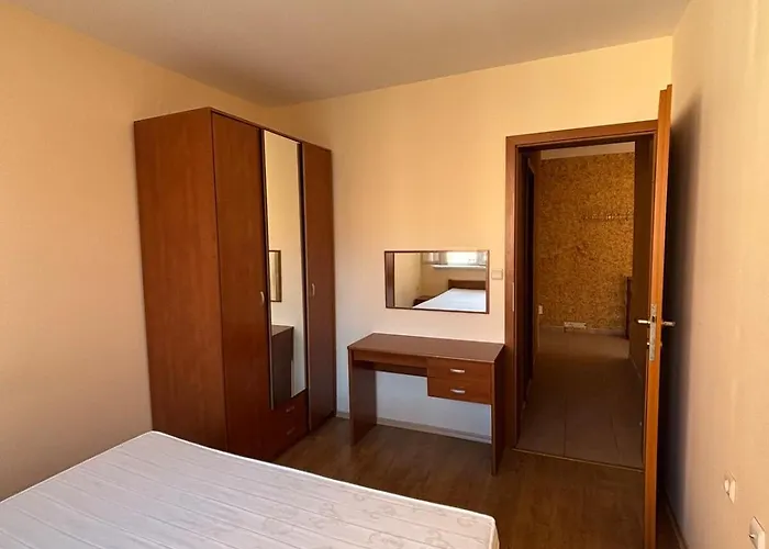 Privilege First Line Sea Apartment *