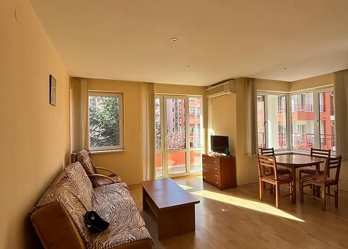 Privilege First Line Sea Апартамент Елените